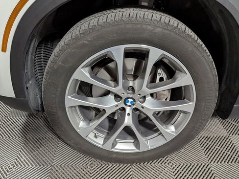 Used 2025 BMW X5 xDrive40i w/ Premium Package AWD/4WD image 15