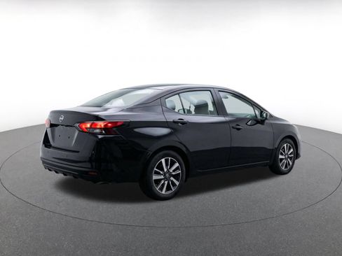 Used 2025 Nissan Versa SV FWD image 11