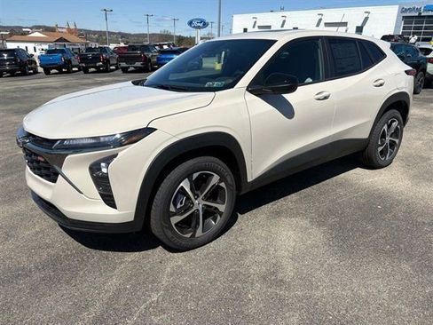 New 2026 Chevrolet Trax RS image 1