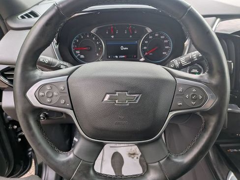 Used 2023 Chevrolet Traverse RS w/ LPO, Floor Liner Package FWD image 18