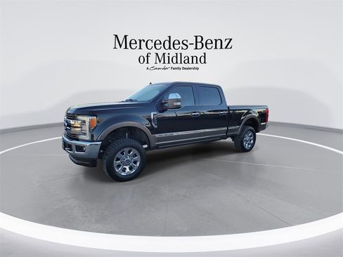 Used 2019 Ford F250 King Ranch w/ King Ranch Ultimate Package image 4