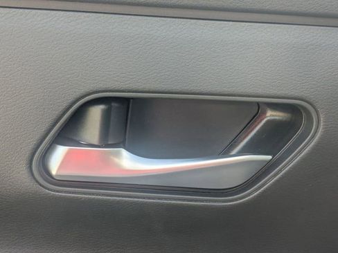 New 2026 Nissan Kicks SV w/ SV Premium Package FWD image 13