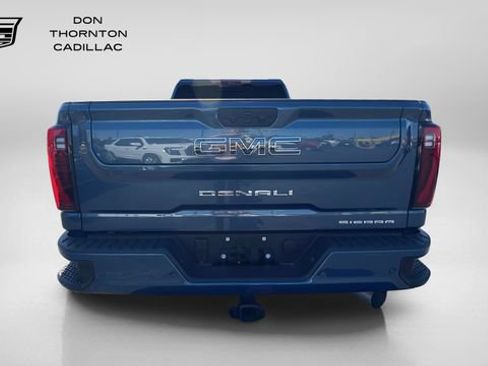 Used 2025 GMC Sierra 2500 Denali Ultimate AWD/4WD image 4