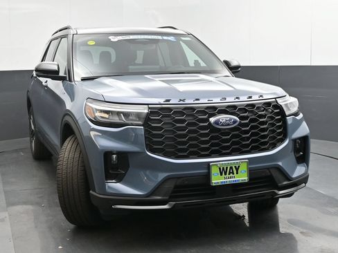 New 2026 Ford Explorer ST-Line w/ ST-Line Street Pack AWD/4WD image 38