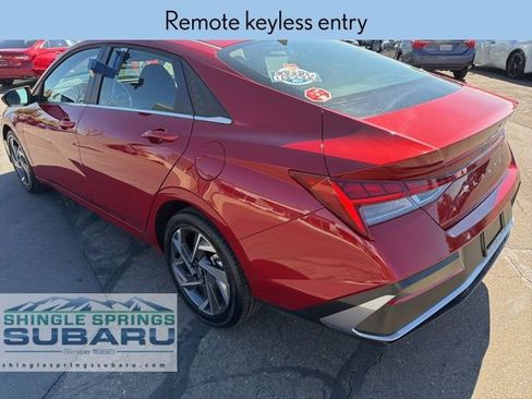 Used 2025 Hyundai Elantra SEL image 7