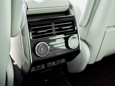 Used 2024 Land Rover Range Rover Long Wheelbase SE image 61