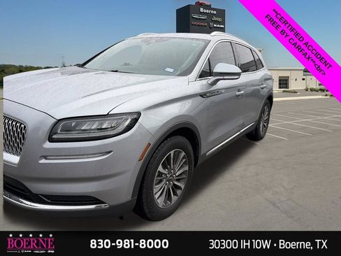 Used 2023 Lincoln Nautilus FWD image 4