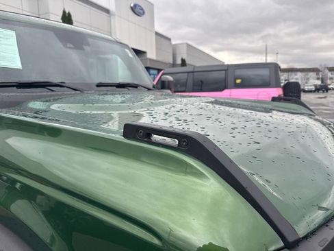 Certified 2024 Ford Bronco Black Diamond image 10