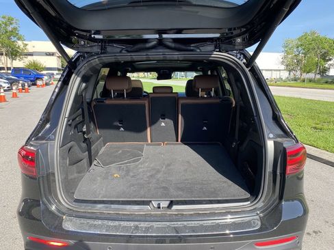 Used 2026 Mercedes-Benz GLB 250 image 24