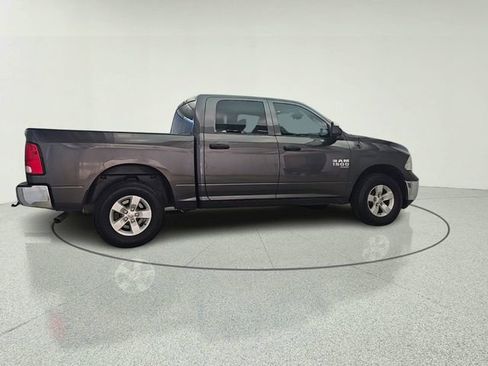 Used 2022 RAM 1500 Classic SLT w/ Electronics Group AWD/4WD image 3