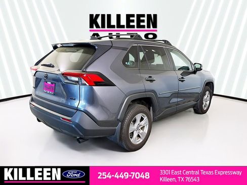 Used 2025 Toyota RAV4 XLE image 8