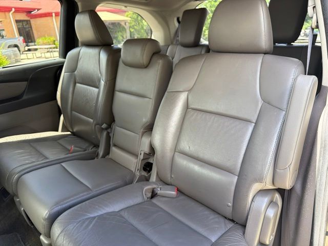 Used 2011 Honda Odyssey EX-L image 16