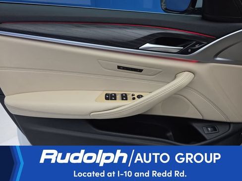 Used 2021 BMW 530i w/ Convenience Package RWD image 11