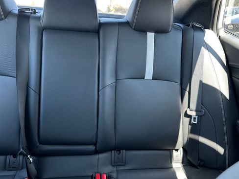 Used 2025 Toyota Camry SE image 32