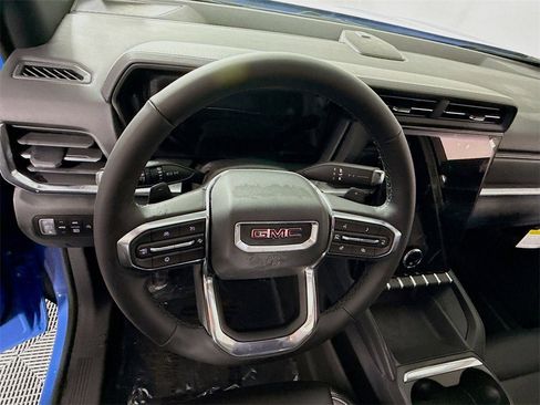 New 2026 GMC Terrain Elevation w/ Elevation Premium Package image 6