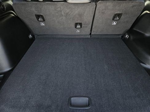 New 2025 Jeep Grand Cherokee Altitude RWD image 10