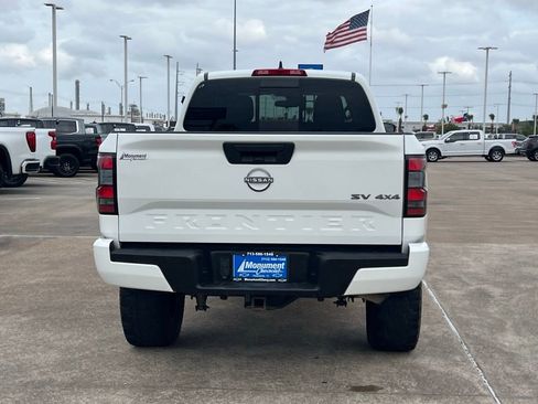 Used 2023 Nissan Frontier SV AWD/4WD image 25