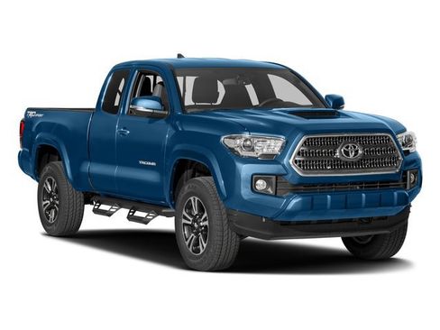 Used 2017 Toyota Tacoma TRD Sport w/ Tow Package AWD/4WD image 6