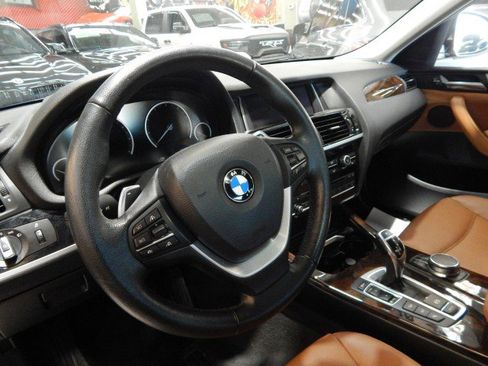 Used 2017 BMW X4 xDrive28i w/ Technology Package image 16
