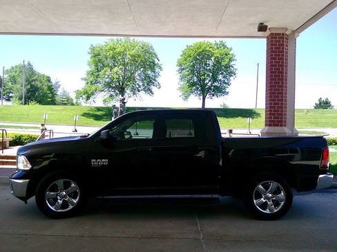 Used 2019 RAM 1500 Tradesman w/ Tradesman SXT Package RWD image 9