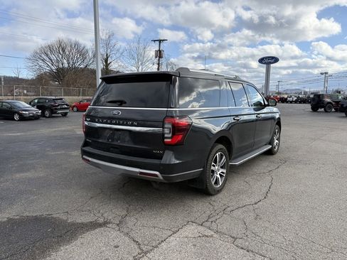 Used 2023 Ford Expedition Max Limited image 9