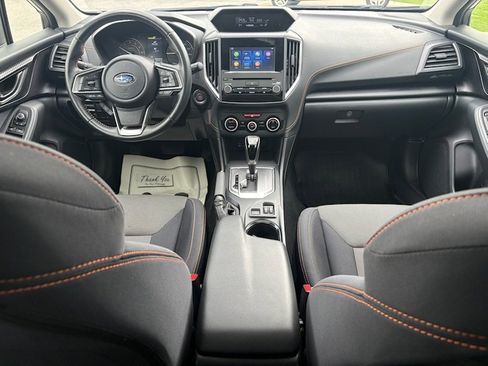 Used 2021 Subaru Crosstrek 2.0i Premium w/ Moonroof Package AWD/4WD image 9