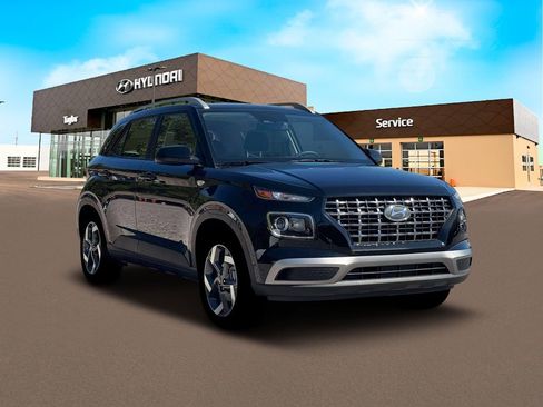 New 2026 Hyundai Venue SEL FWD image 11