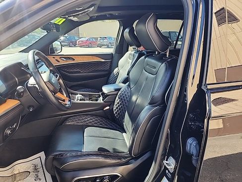 Used 2021 Jeep Grand Cherokee L Summit image 11