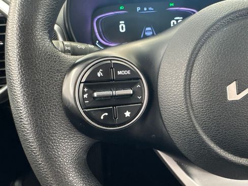 Used 2024 Kia Soul LX w/ Option Group 015 FWD image 18