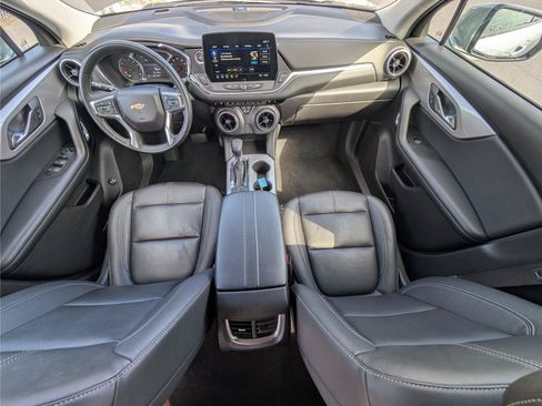 Used 2024 Chevrolet Blazer LT FWD image 30