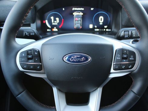 New 2026 Ford Explorer Active image 26