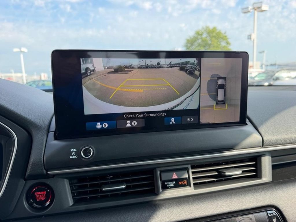 New 2026 Honda Pilot Touring image 25