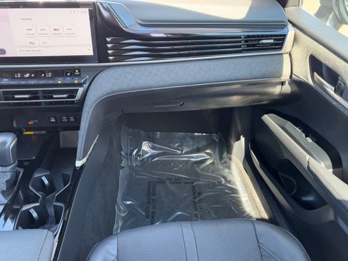 Certified 2025 Toyota Camry XLE image 18