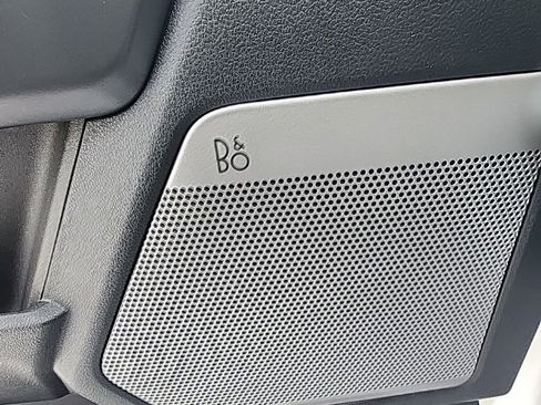 Used 2021 Ford F150 Lariat w/ Equipment Group 502A High image 17