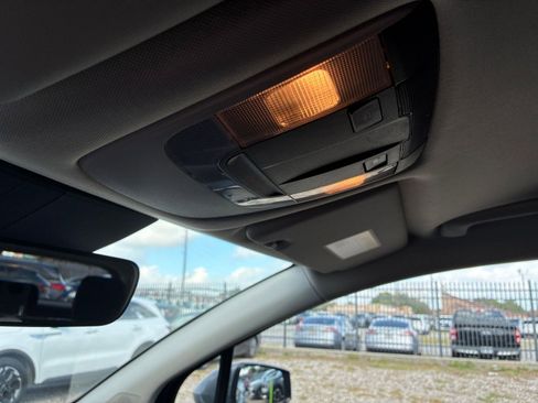 Used 2025 Kia Sportage LX image 20