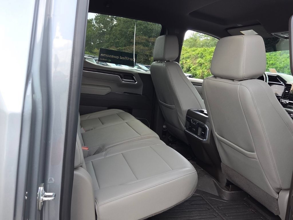 Certified 2026 GMC Sierra 1500 SLT w/ SLT Premium Plus Package AWD/4WD image 13
