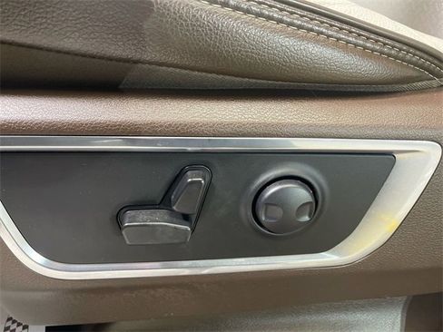 Certified 2025 RAM 1500 Laramie w/ Trailer Tow Group image 12