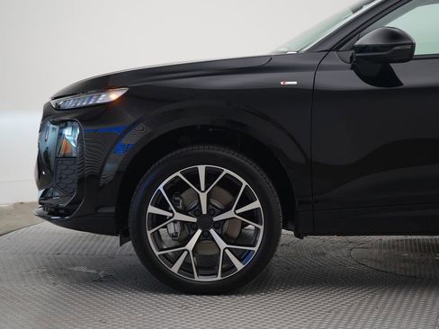 New 2026 Audi Q3 quattro 2.0T image 2