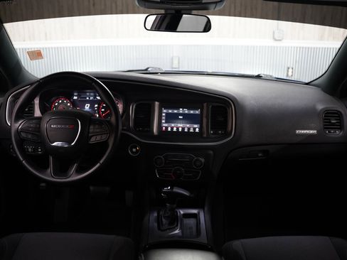 Used 2020 Dodge Charger SXT w/ Blacktop Package image 14