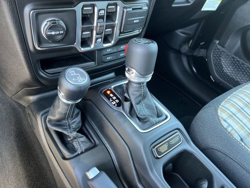 New 2026 Jeep Wrangler Unlimited Sport AWD/4WD image 36