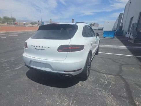 Used 2017 Porsche Macan Turbo AWD/4WD image 12