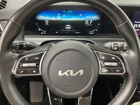 Used 2024 Kia Seltos EX image 15