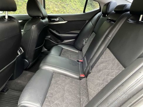 Used 2016 Nissan Maxima SR image 24