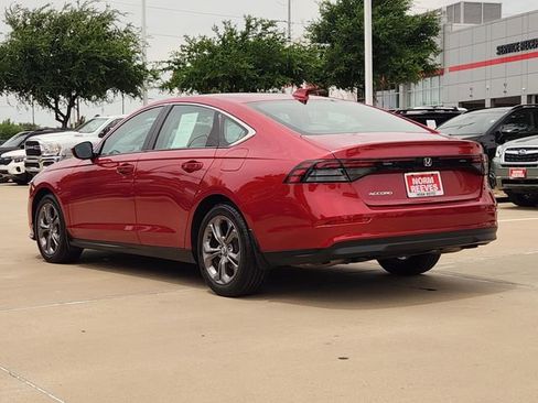 Used 2024 Honda Accord EX image 4