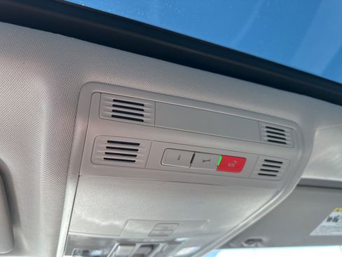 New 2026 Volkswagen Taos SE AWD/4WD image 53