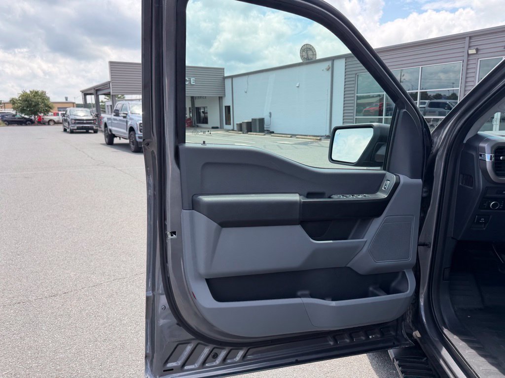 Used 2025 Ford F150 XL AWD/4WD image 13