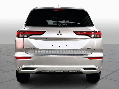 Used 2022 Mitsubishi Outlander SEL image 4