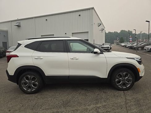 Certified 2024 Kia Seltos S AWD/4WD image 9