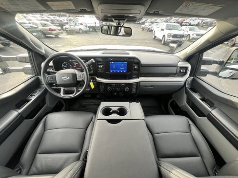Used 2023 Ford F350 XLT image 18