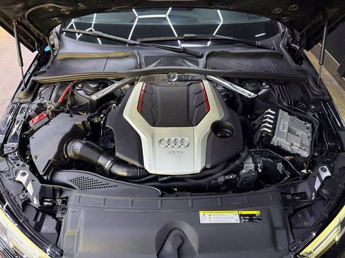 Used 2018 Audi S4 Premium Plus w/ Navigation Package image 29